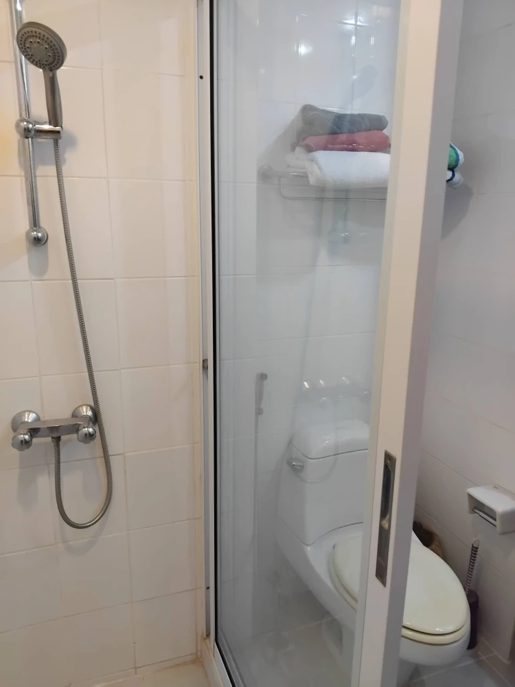For sale: Jomtien beach view condominium, 2 types available, 2 bedrooms, 2 bathrooms, 6th floor (combined 4 units), very spacious.