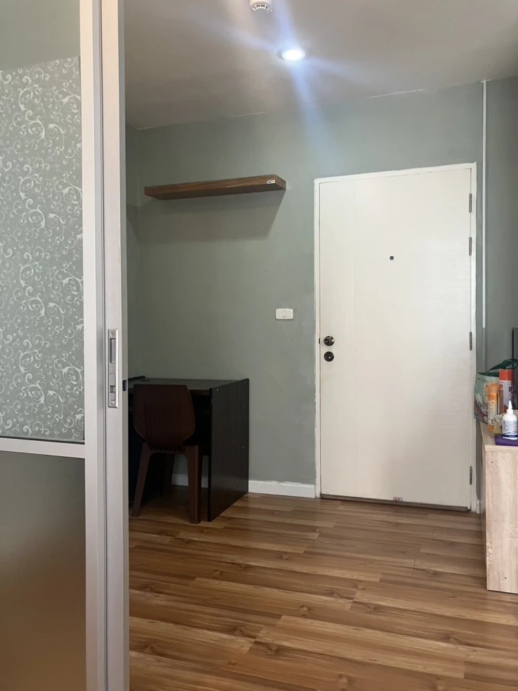 For sale: V Condo Lat Krabang, beautiful room, great value, affordable price, buy now!!