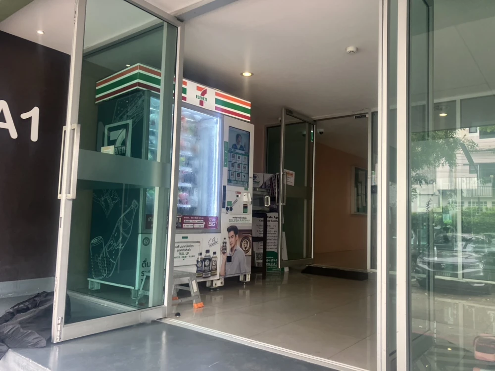 For sale: V Condo Lat Krabang, beautiful room, great value, affordable price, buy now!!