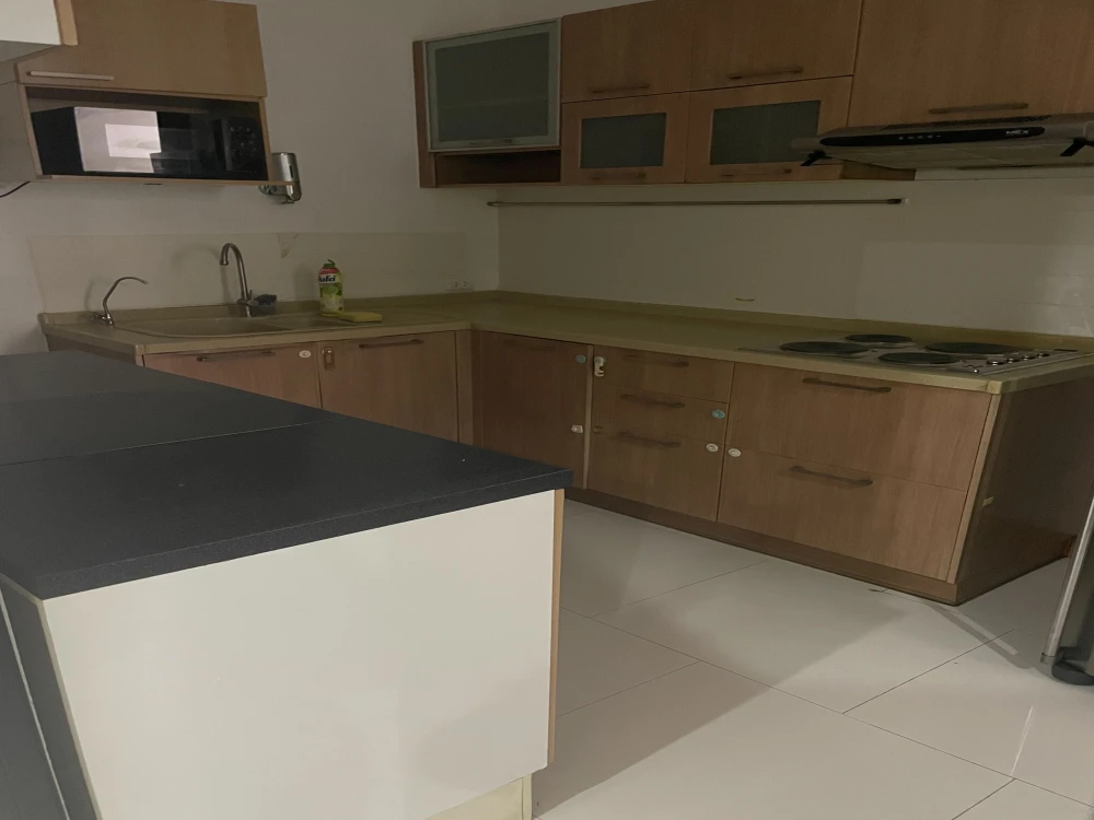For sale: Supalai Casa Riva, 2 bedrooms, 2 bathrooms, complete set of amenities. Ready to reserve now.