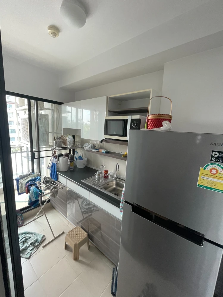 For sale: Supalai City Resort Ratchayothin-Phahon Yothin 32, corner room, front room opposite the fire escape, quiet, very private, book now, don't wa