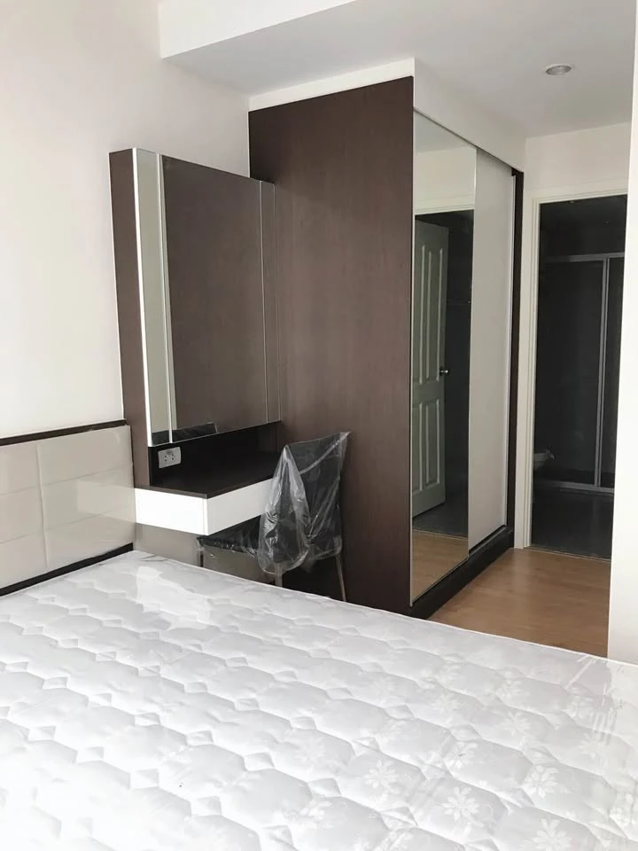 For sale Supalai City Resort Bearing Station, corner room, garden view + swimming pool, good feng shui, light shines through every room, hurry up and