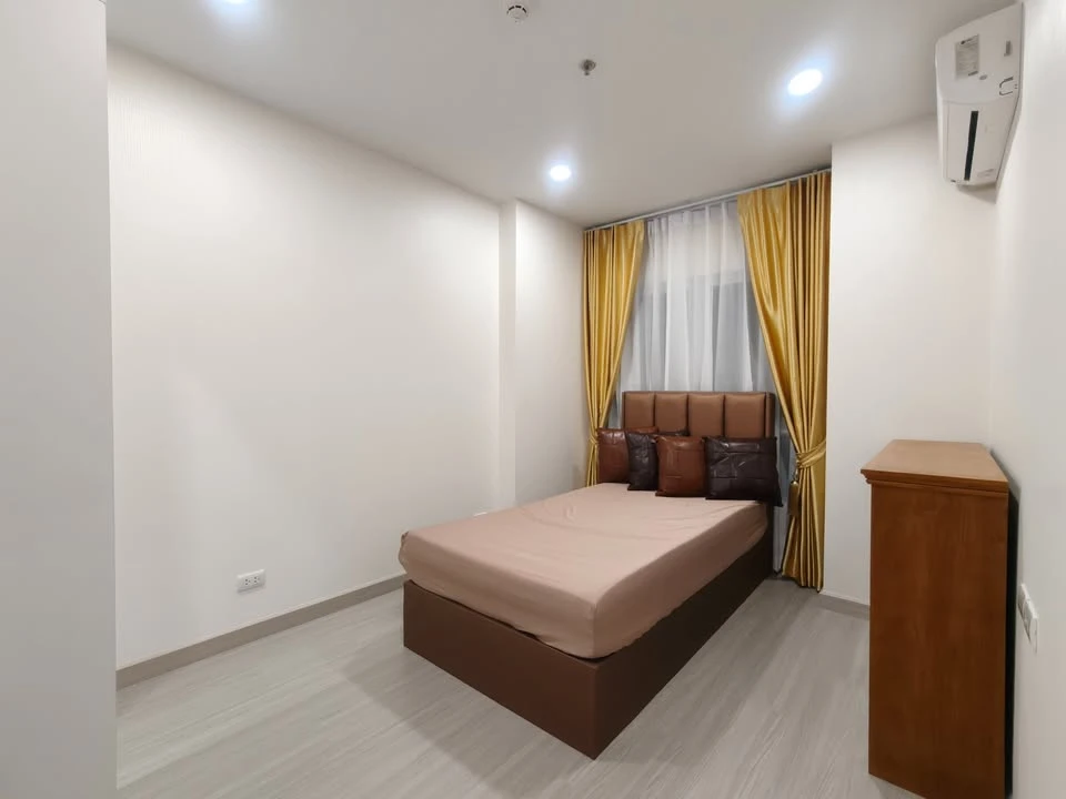 For sale: Supalai Park, Yaek Fai Chai, luxury condo, corner room, great view, private, beautiful room number, reserve now, don't delay.