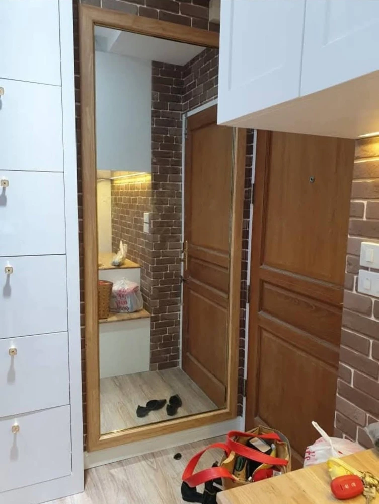 For Sale: Supalai River Place. Features stunning built-in furnishings and an incredibly spacious layout. Snap this up quickly!