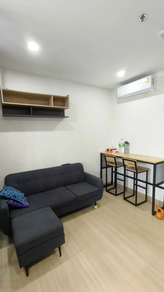 For sale or rent Supalai Loft, Yaek Fai Chai Station, 19th floor, complete facilities, very good price, don't delay, book now.