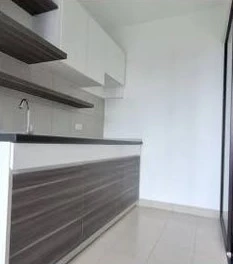For sale: Supalai Loft Chaengwattana, corner unit, good ventilation, expressway view (not facing the road), no noise disturbance. The unit is unfurnis