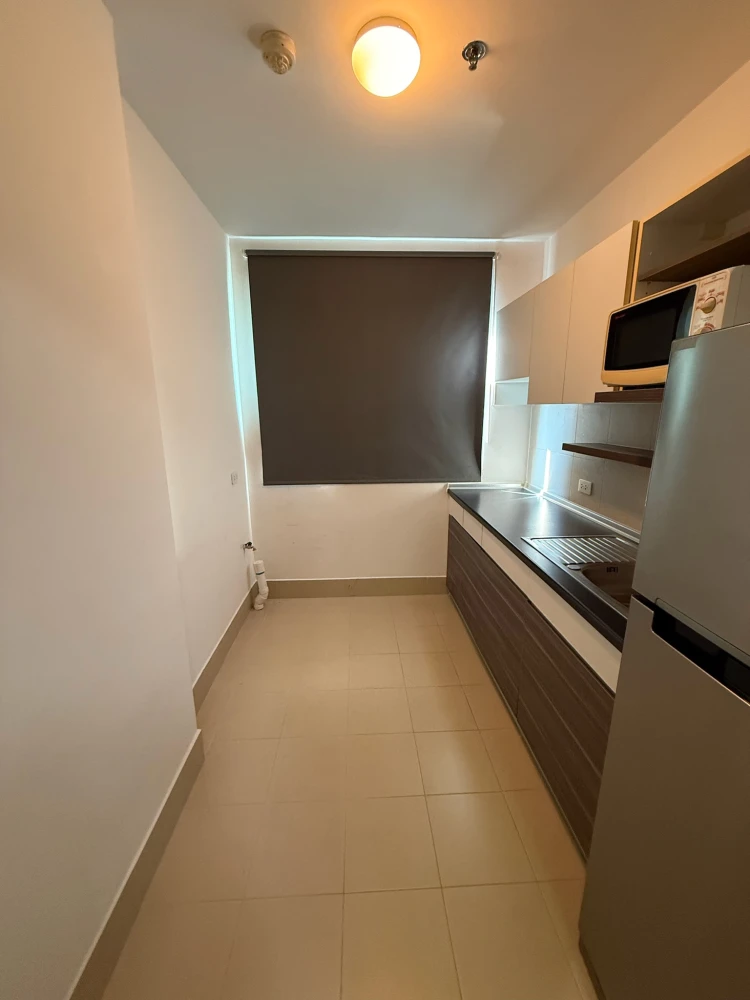For sale: Supalai Vista, Tiwanon Intersection, with Ratchaphruek Road view and complete amenities. A must-see!