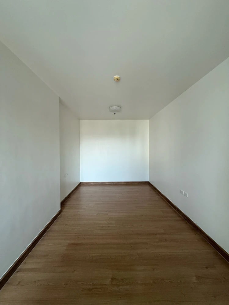 For sale: Supalai Vista, Tiwanon Intersection, with Ratchaphruek Road view and complete amenities. A must-see!