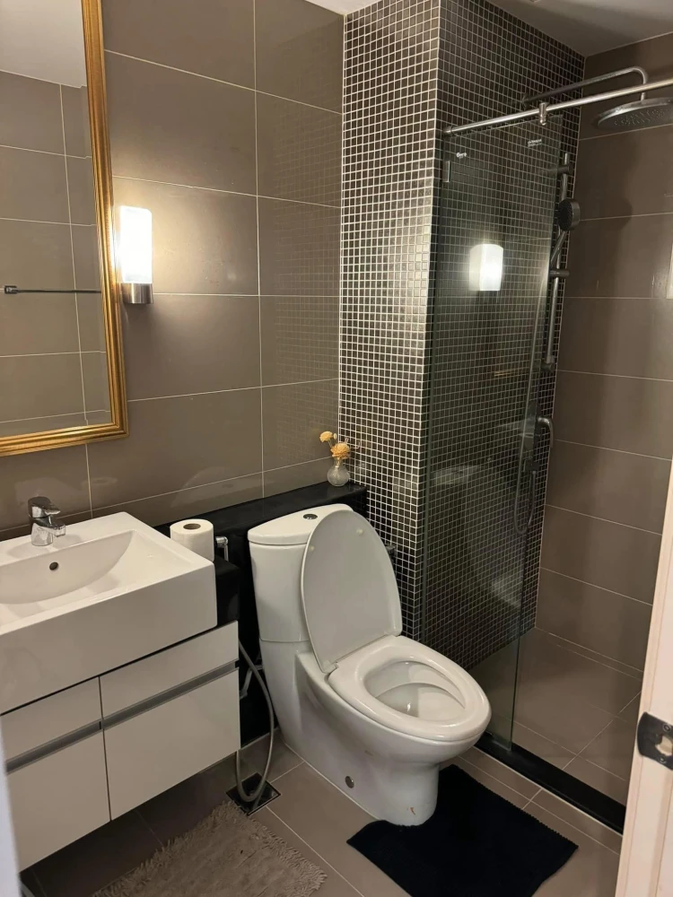 For sale Supalai Wellington, fully furnished with built-in furniture throughout the room, very convenient to travel, book now, don't wait.