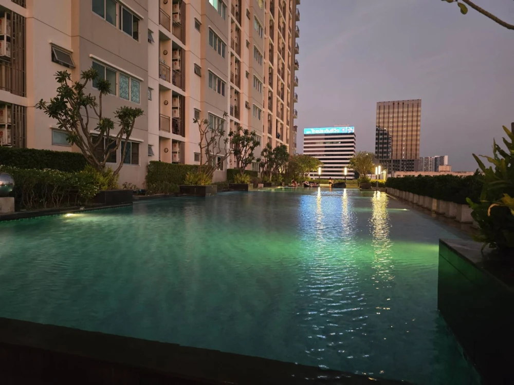Sell Supalai Veranda Rattanathibet, 2 bedrooms, beautiful view, overlooking the train If interested, hurry up to reserve. Don't be late.