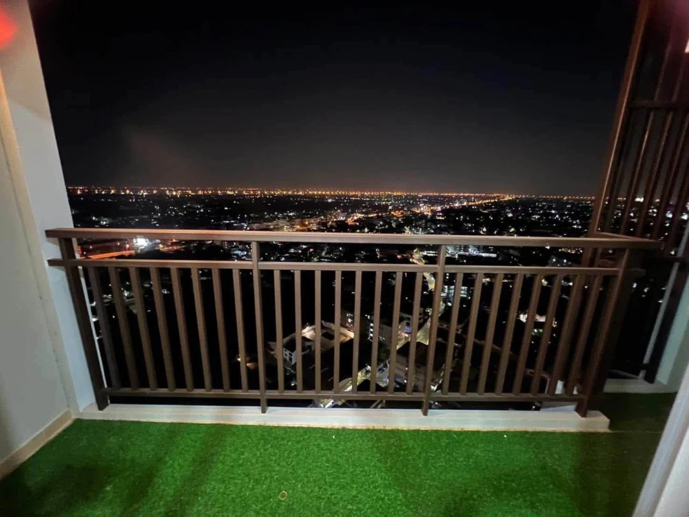 For sale: Supalai Veranda Phasi Charoen Station. Beautiful unit, fully furnished, with a great view—no buildings blocking the sightline. Offers genero