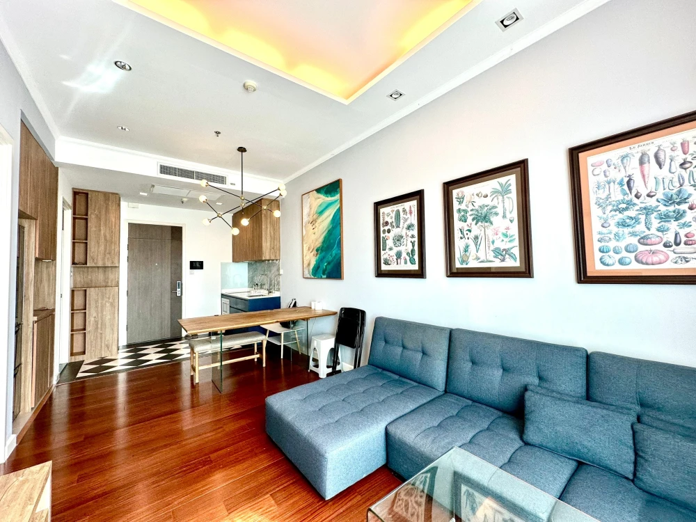 For sale: Supalai Elite Sathorn-Suanplu, 22nd floor, high ceiling, beautifully decorated, extremely stylish, ready to move in, urgent.
