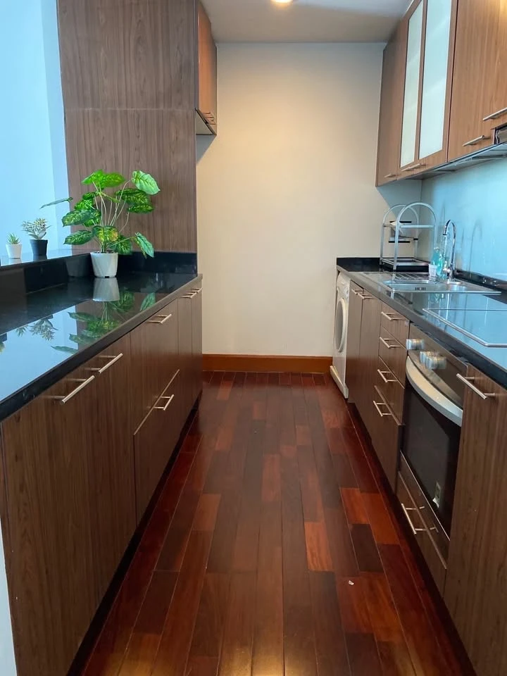 For sale: Sky Villa Sathorn Condominium, 31st floor, BTS curve view, with furniture and appliances, reserve now.