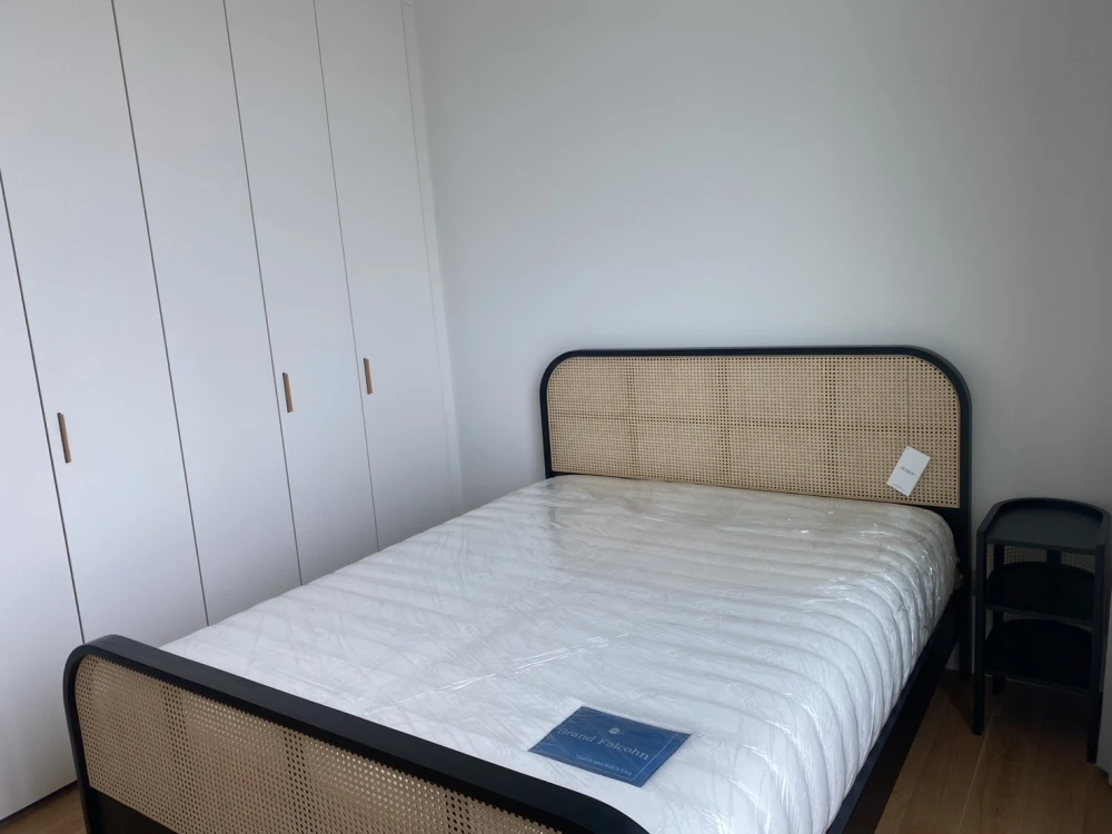 For sale: Sindhorn Residence, high floor, empty room, very large size, city view, very beautiful, hurry up and reserve it.