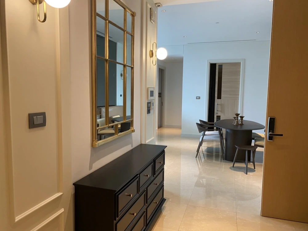 For sale: Sindhorn Residence, high floor, empty room, very large size, city view, very beautiful, hurry up and reserve it.