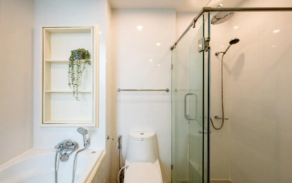 For sale: Siri Residence Sukhumvit 24, spacious room, comfortable, fully furnished, beautiful, awesome, book now.