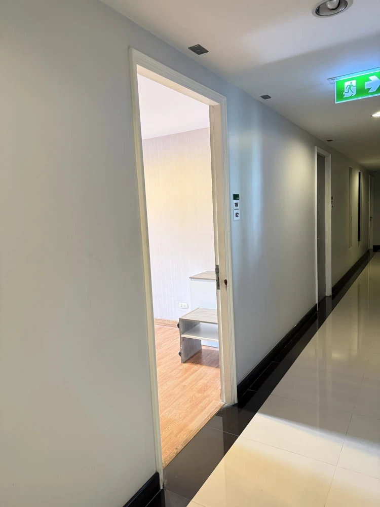 For Sale: Sucharee Life Laksi-Chaengwattana. Located on the 4th floor—an ideal height. Spacious and comfortable unit. Book now!