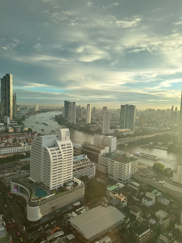 State Tower Condominium for sale. Beautiful, simple, and comfortable living. Buy now!!