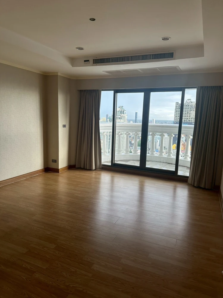 State Tower Condominium for sale. Beautiful, simple, and comfortable living. Buy now!!