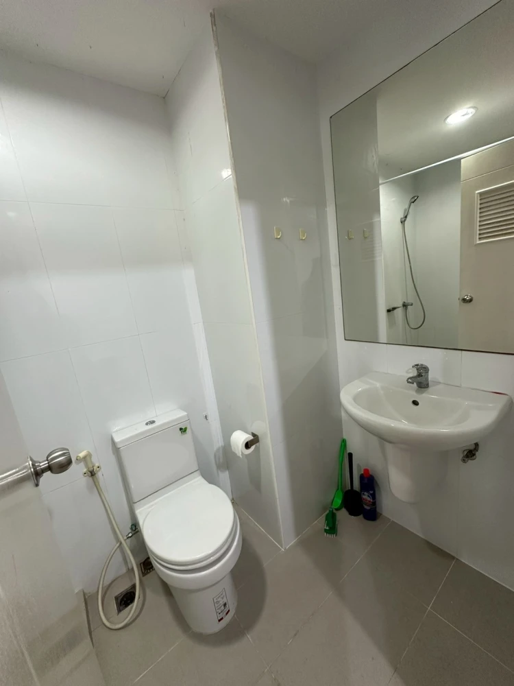 For sale: Apool Condo Bangna. Ready to move in, fully furnished, unobstructed view. Such a great deal, book now!
