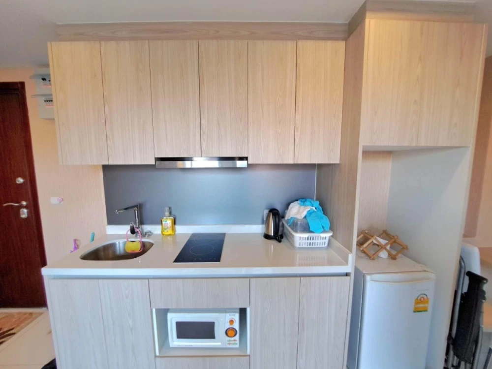 For sale: Arcadia Beach Resort, 2nd floor, fully furnished and equipped with appliances. Book now, don't miss out.