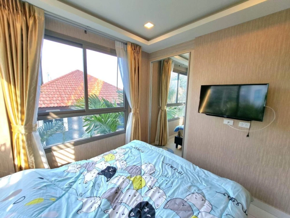 For sale: Arcadia Beach Resort, 2nd floor, fully furnished and equipped with appliances. Book now, don't miss out.