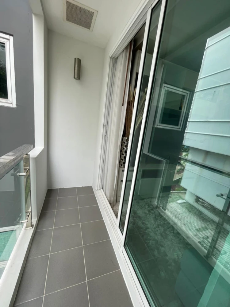 For sale: Inter Lux Premier Sukhumvit 13, 4th floor, not high, spacious room, beautifully decorated, comfortable to live in. Hurry and reserve before