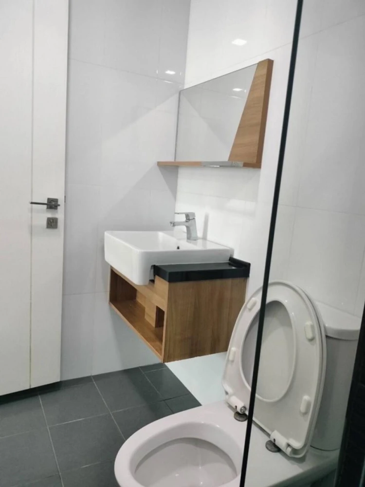 For sale: Elite Salaya, 7th floor, nice room, fully furnished, reserve now before it's gone.