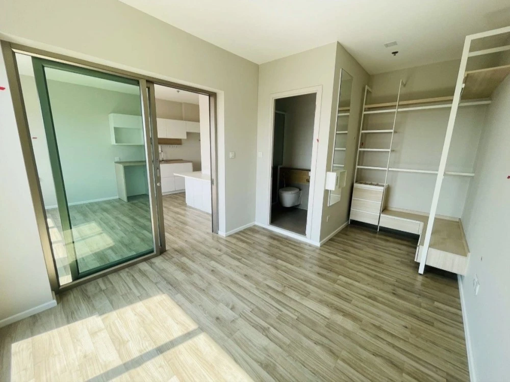 For sale: Ease 2 Rama 2, bright, clean, airy, comfortable, not cramped or cramped. Book first, get it first.