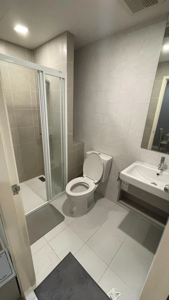 For sale: Cave Town Space, 5th floor, glass-partitioned room, simple decoration, fully furnished, don't miss out.