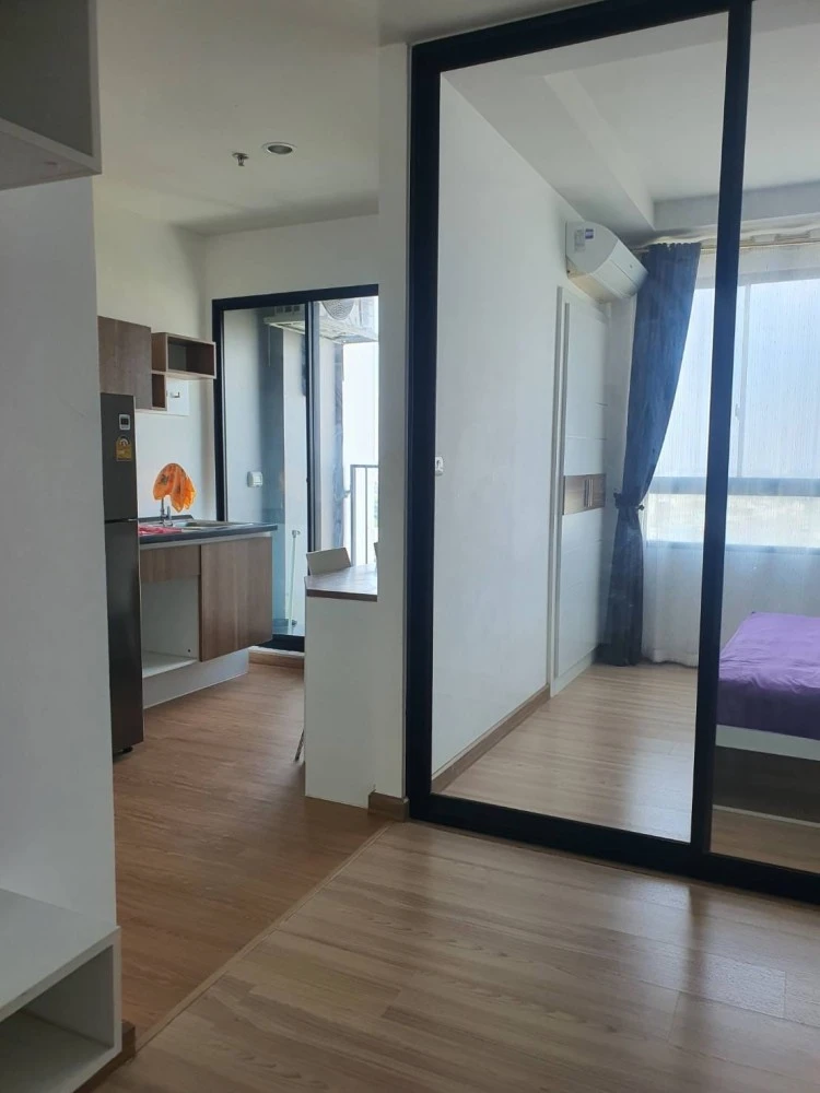 For sale: J Condo Sathorn-Kanlapaphruek, city view, fresh air, spacious and clean room, nice to live in, must reserve now.