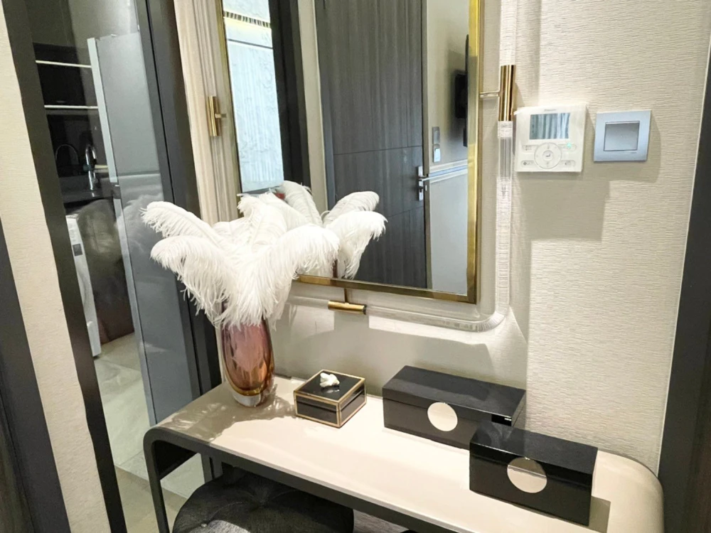 For sale or rent: Ashton Asoke, beautifully decorated room, fully built-in, 17th floor, high view, convenient, complete in one place. Reserve now, don