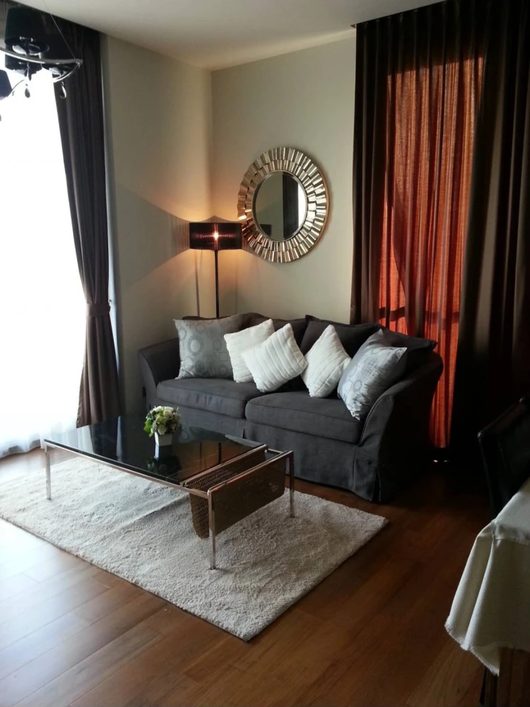 For sale or rent: Quattro by Sansiri, 2 bedrooms, 2 bathrooms, spacious living space, convenient and complete in one place. You'll regret it if you mi
