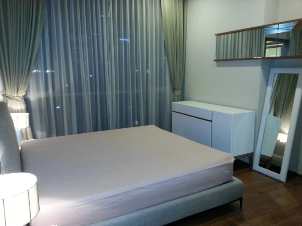 For sale or rent: Quattro by Sansiri, 2 bedrooms, 2 bathrooms, spacious living space, convenient and complete in one place. You'll regret it if you mi
