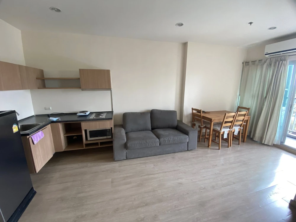 For sale, for rent, The Tempo Grand Sathon-Wutthakat, beautifully decorated room, great price, don't miss it, book now.