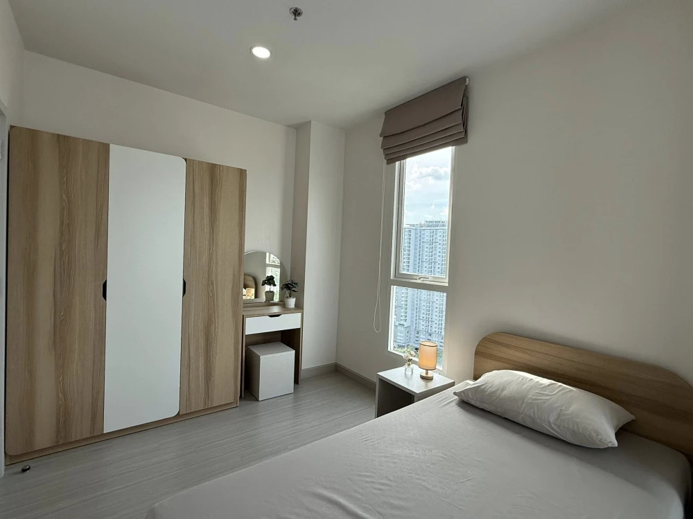 For sale, for rent, Supalai Loft Condo, Sathorn-Ratchapruek, corner room, 23rd floor, high view, good price, convenient transportation, book now.