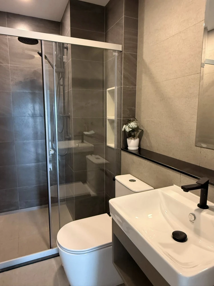 For sale, for rent, Supalai Loft Condo, Sathorn-Ratchapruek, corner room, 23rd floor, high view, good price, convenient transportation, book now.