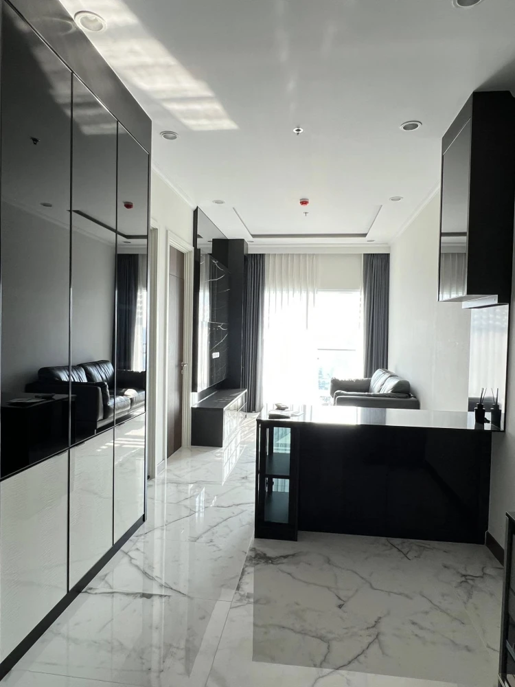 For sale, for rent, Supalai Elite Surawong Condo, ready to move in, complete in one place, just come and move in, hurry and reserve.