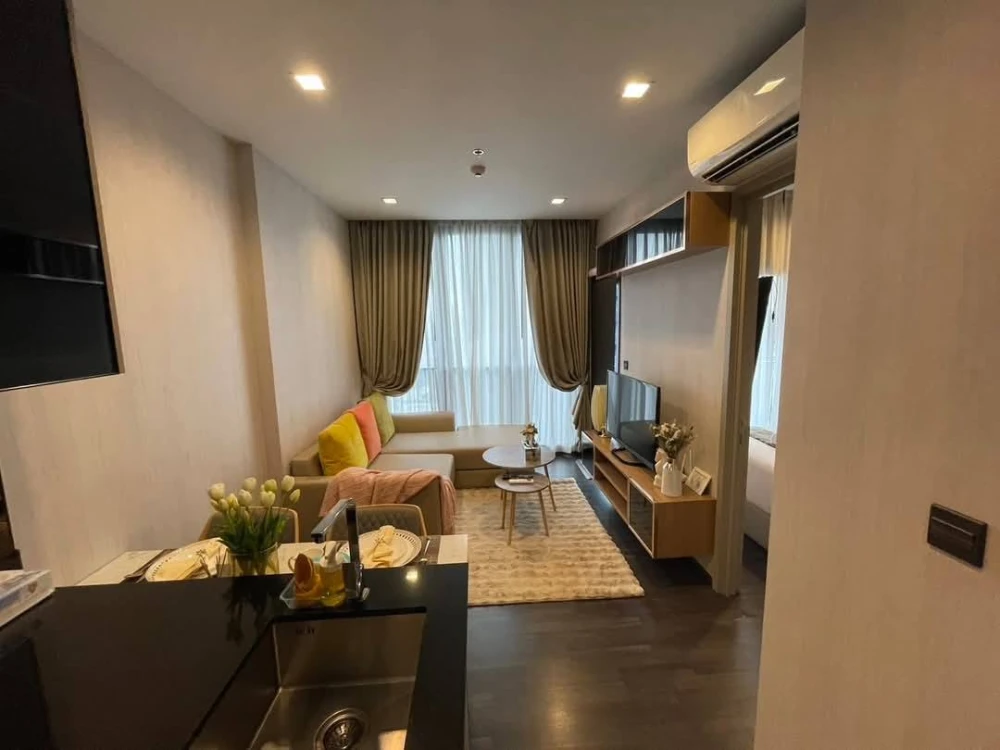For sale, for rent, condo The Line Asoke Ratchada, high floor, spacious room, partitioned, with furniture + electrical appliances, hurry and book now.