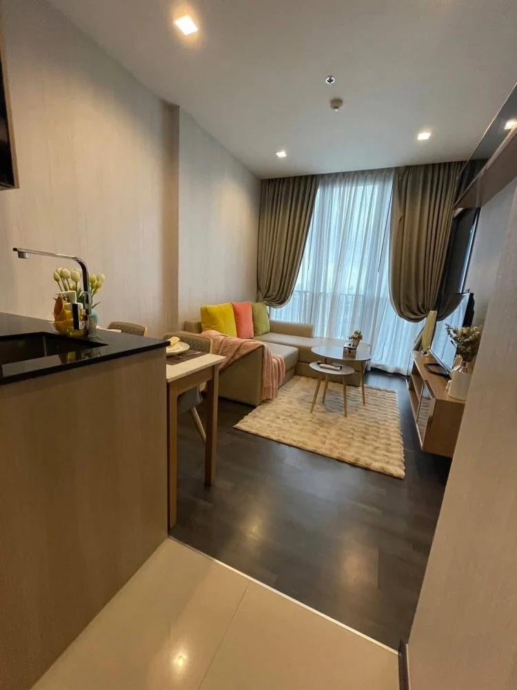 For sale, for rent, condo The Line Asoke Ratchada, high floor, spacious room, partitioned, with furniture + electrical appliances, hurry and book now.