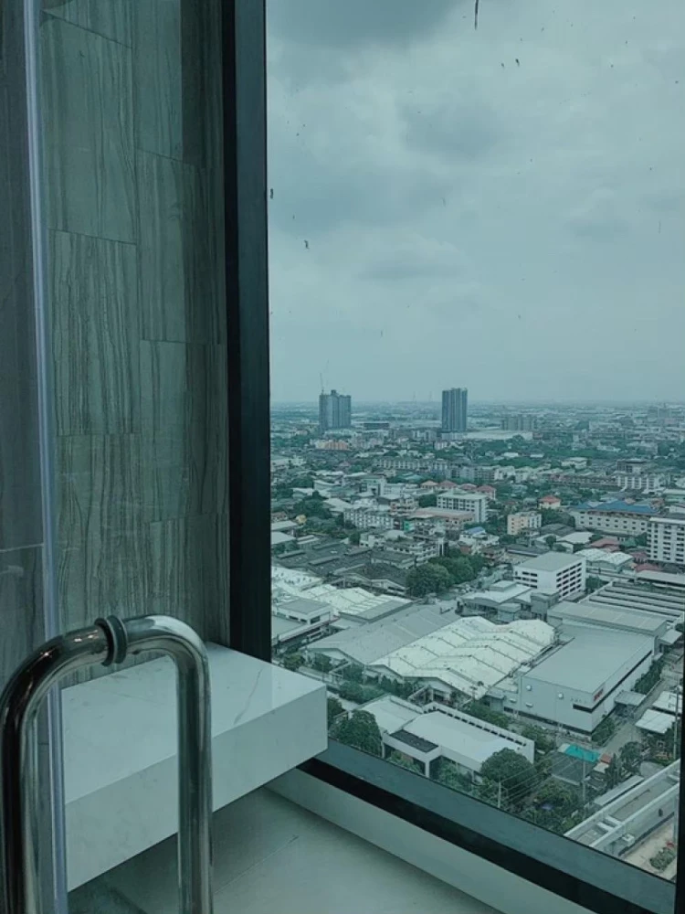 Condo for sale, rent, Knightsbridge Sukhumvit-Theparak, 21st floor, convenient travel. Hurry and reserve now.