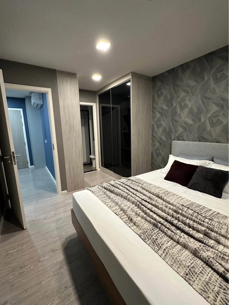 For sale or rent immediately! Atmoz Tropicana Bangna, ready-to-move-in unit with high-quality wallpaper. Book yours today! Don't miss out!