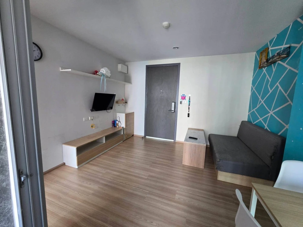 For sale:rent Baan Ruam Tang Fan 4 Petchkasem - Bang Khae, spacious room, comfortable, easy to breathe, private corner room, hurry and reserve now.