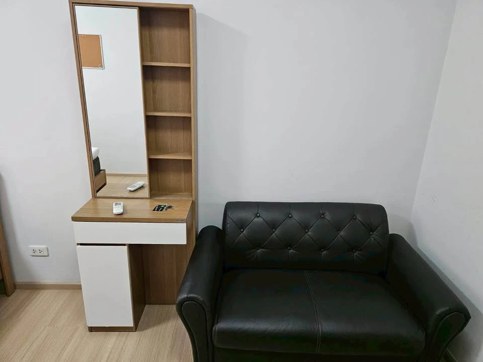 For sale or rent: Plum Condo Samakee, studio unit, 4th floor (not too high), at a very special price. Don't miss out!
