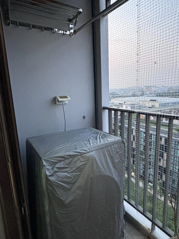 For sale, for rent Rich Park Terminal Phahon Yothin 59, bright and comfortable room, with electrical appliances, city view, reserve now!