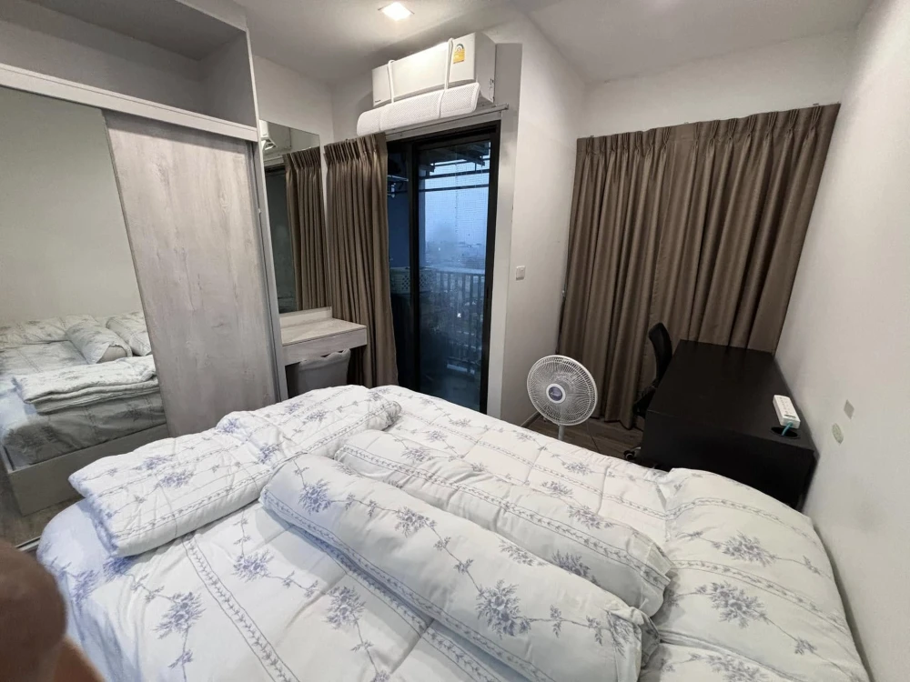For sale, for rent Rich Park Terminal Phahon Yothin 59, bright and comfortable room, with electrical appliances, city view, reserve now!