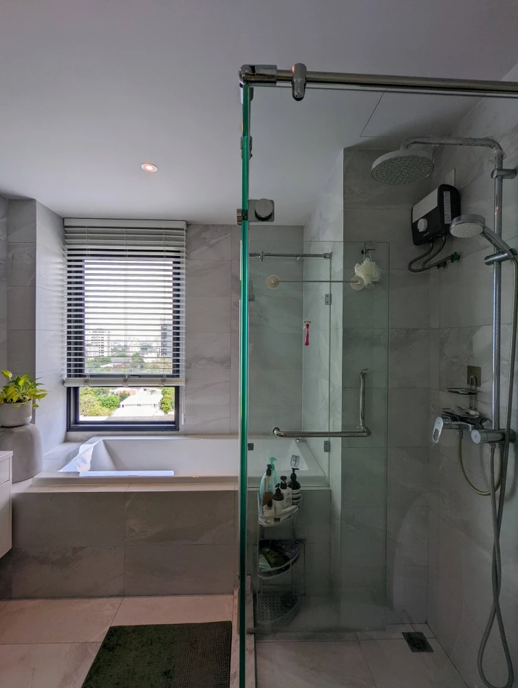 For sale or rent: Rhythm Ekkamai, 70 sq m unit, fully furnished (10th floor). Don't miss out!