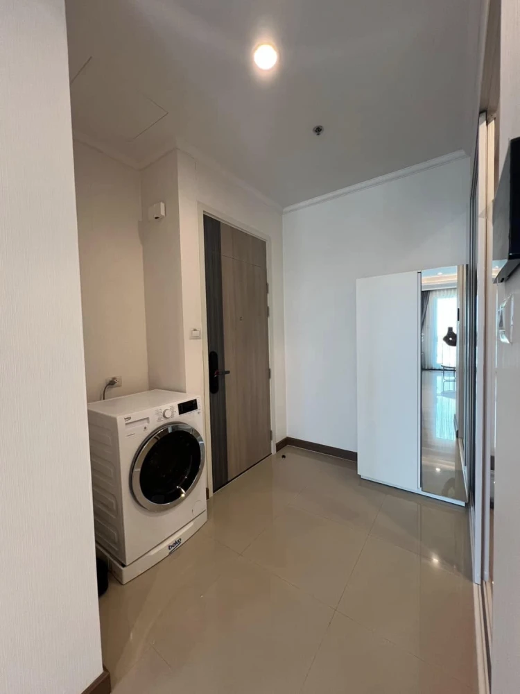 For sale, for rent Supalai Elite at Phayathai, well-built bedroom, spacious area, high floor, great view, very worth booking.