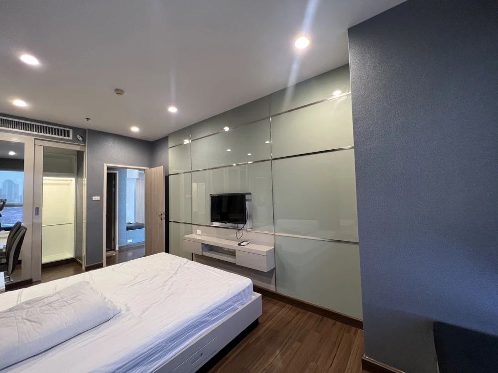Sell Rent Supalai Lite Sathorn Charoenrat Fully furnished with high view, room is not hot, book now