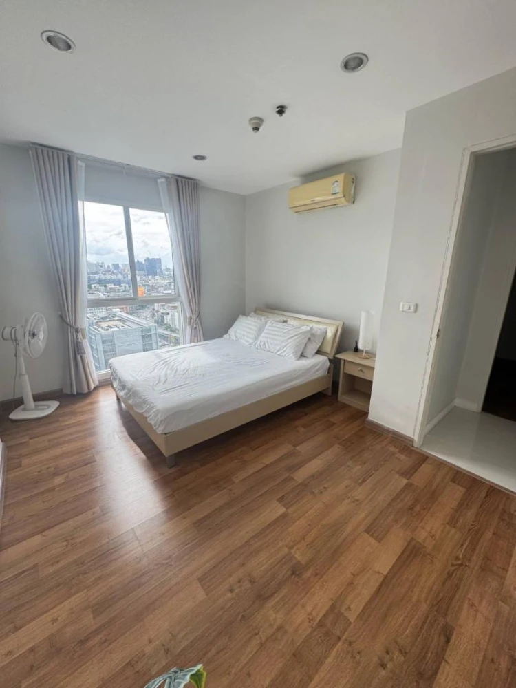 For sale, for rent, The Mark Ratchada - Airport Link, 19th floor, corner room, good view on both sides, very beautiful room condition, I must say that